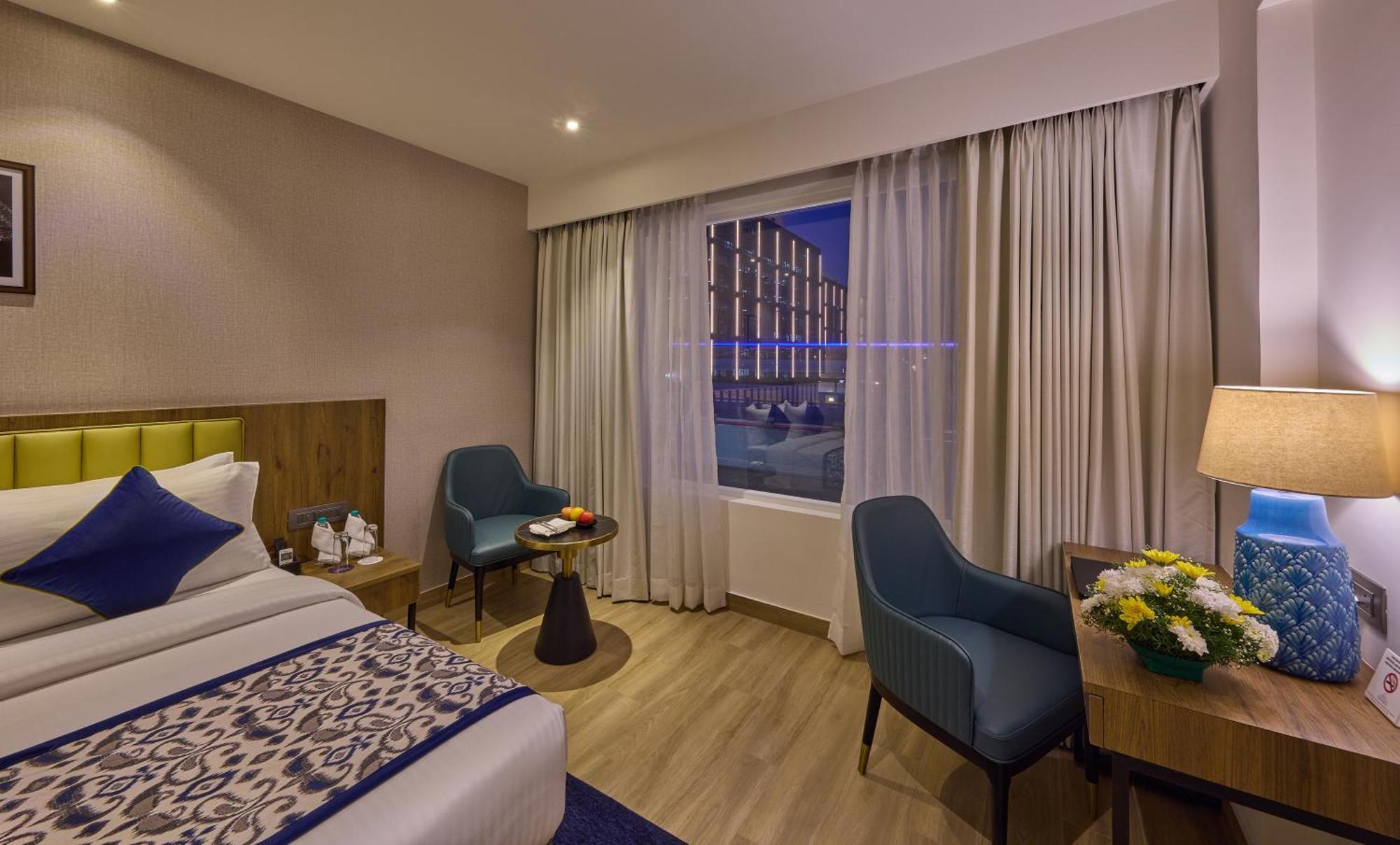 Grand Continent Hebbal A Sarovar Portico Affiliate Hotel Bangalore Bagian luar foto