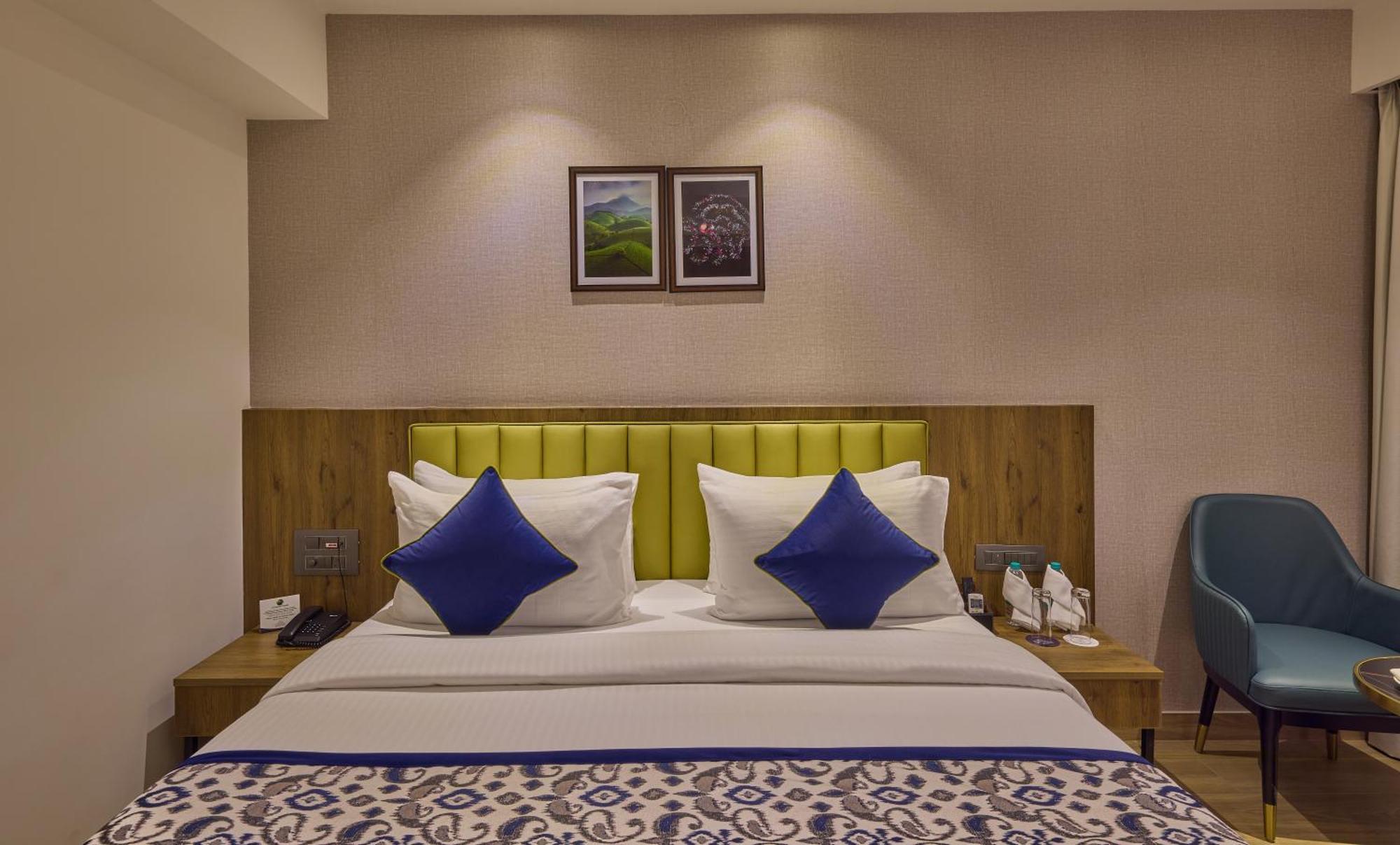 Grand Continent Hebbal A Sarovar Portico Affiliate Hotel Bangalore Bagian luar foto
